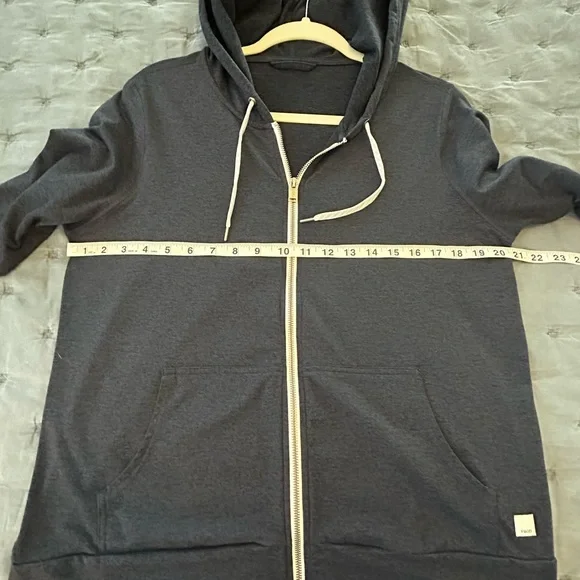 Vuori Classic Zip-Up Hoodie in Navy Blue Heather Size Large - Picture 6 of 7